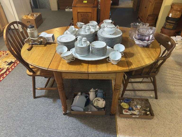 Oak Dropleaf Dining Table, & Misc. Chairs ONLY NO CONTENTS image