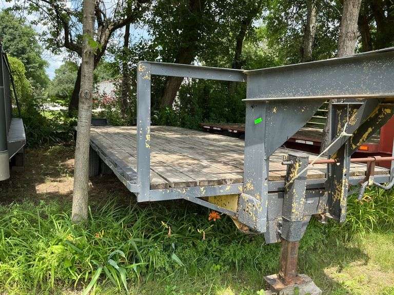 Homemade Flatbed Trailer. No title.