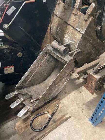 Bradco 590 Backhoe Attachment for Skid loader