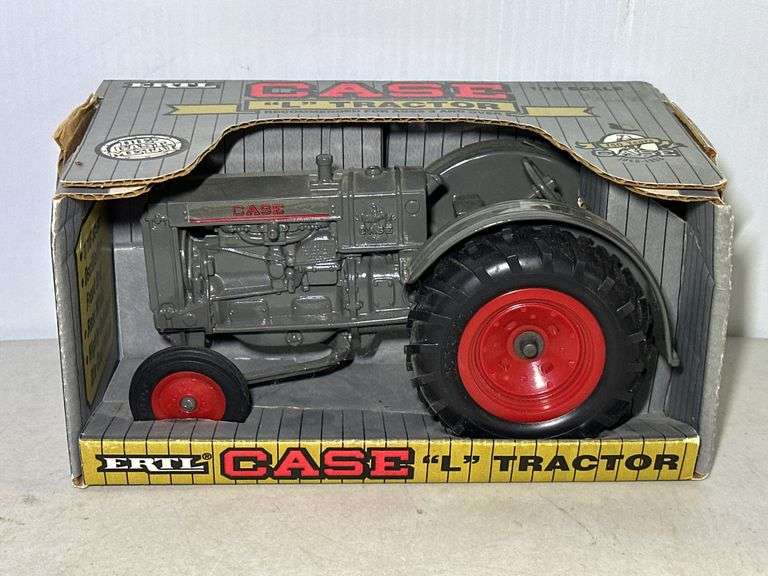 Ertl Case "L" Tractor 1/16 Scale Diecast image