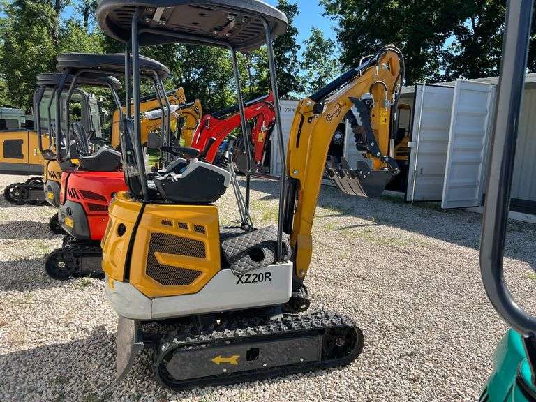 Mini Excavator  XZ20R image