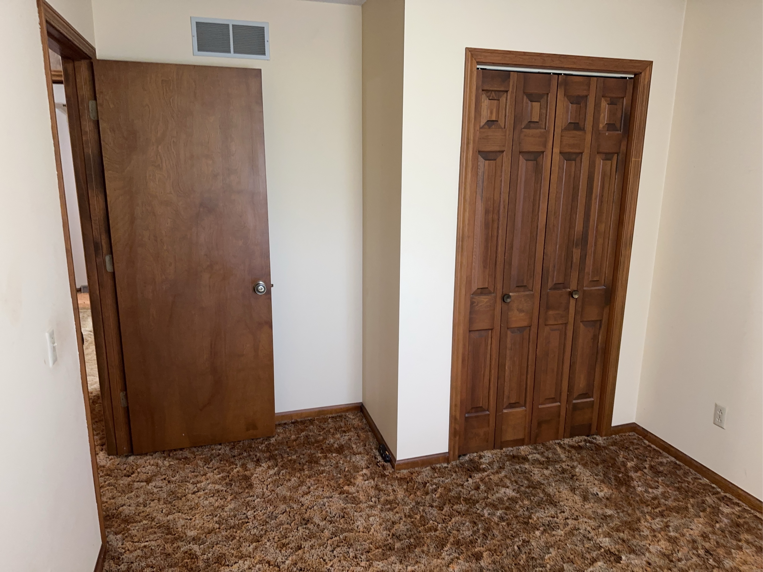 Lot image 80