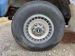 1985 Ford F 250 4x4 pickup