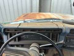 1985 Ford F 250 4x4 pickup