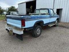 1985 Ford F 250 4x4 pickup