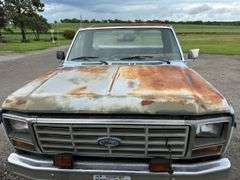 1985 Ford F 250 4x4 pickup
