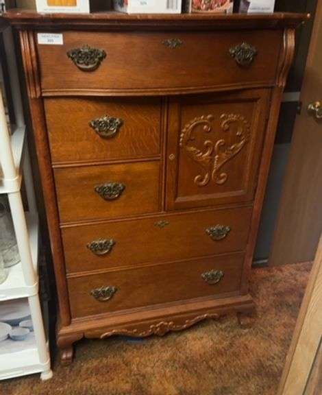 Lexington Oak Chest of Drawers image