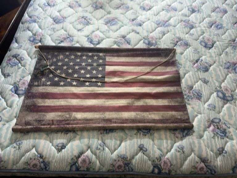 Rustic American Flag Wall Decor image