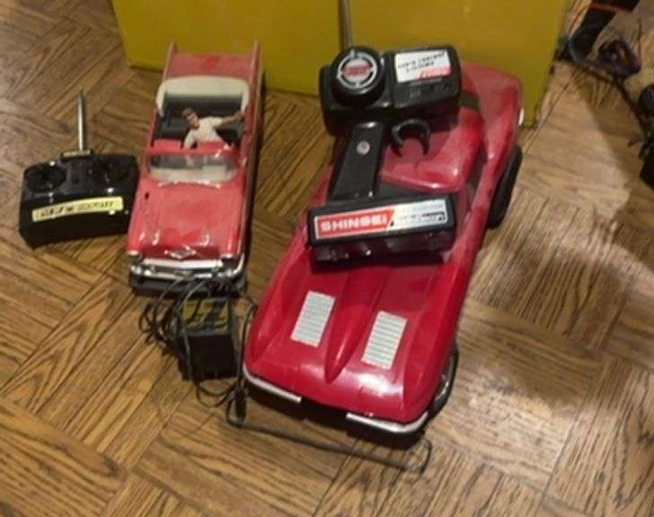 Two Vintage Remote Control Cars - Shingei Corvette & Other image