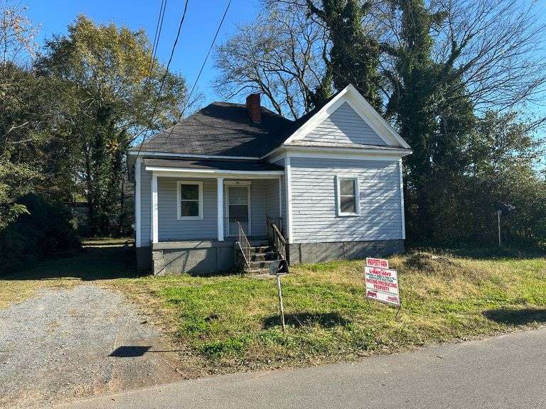 SFR Home located at 308 Forsyth St (J13I 251) image