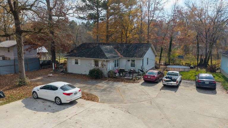 (2) Duplexes located at 16 Hatfield Rd (J10X 037) image