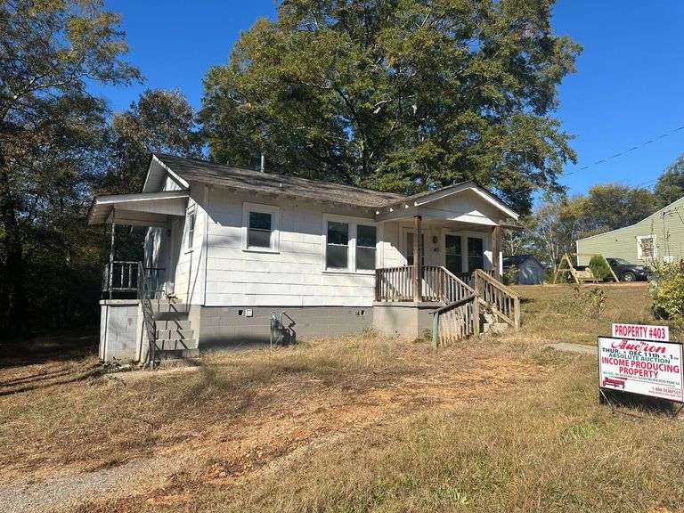 SFR Home located at 40 Clervue Cir (K13Y 237) image