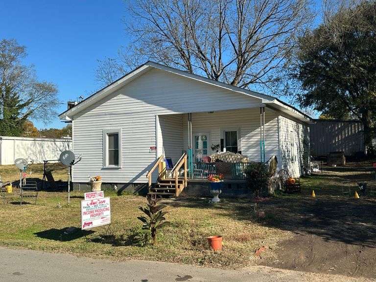 SFR Home located at 312 Forsyth St (J13I 251) image