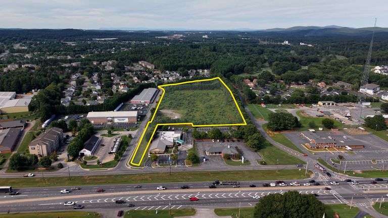 9.52-acre Commercial Property in Cartersville, Bartow County, GA image