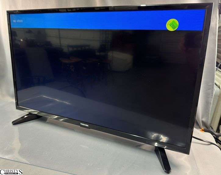 32" Toshiba Flatscreen TV image