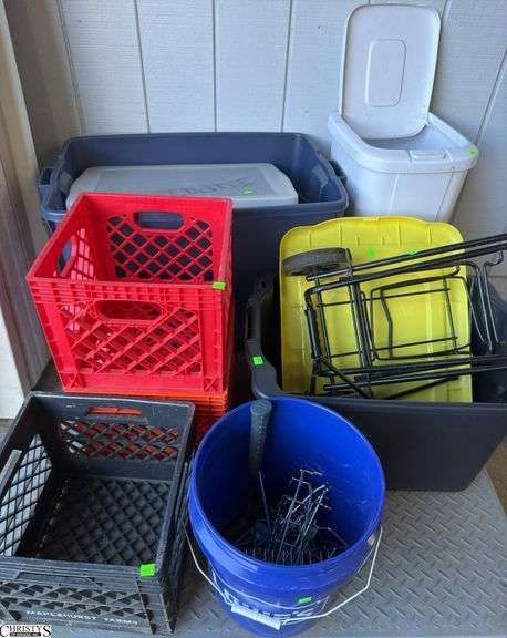 Totes, Cart, Easels, Crates, Hammer, Hooks, image