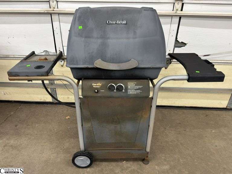 Gas grill image