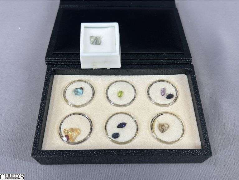 14 Loose Stones image