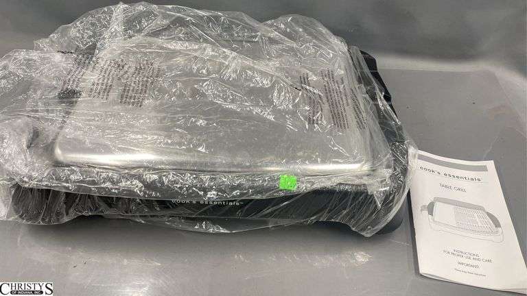 Cook essentials table grill, store return overstock shelf pull image
