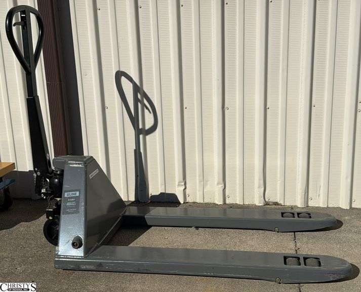 Gray 11,000 pound capacity heavy duty pallet truck H – 5484 image