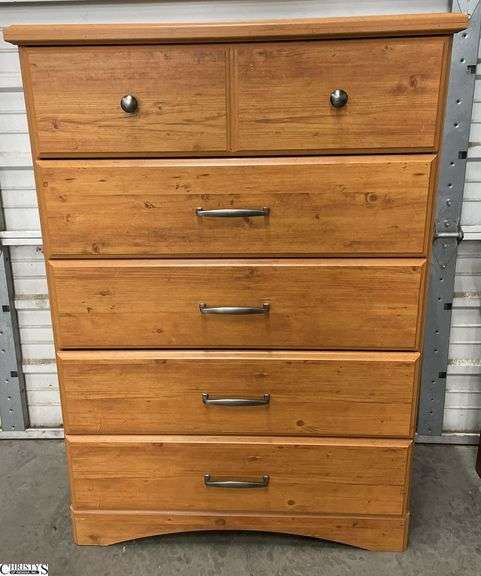 Southshore Wooden Dresser 31x16x44" image