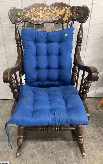 Rocker with cushion 22x21x40" image