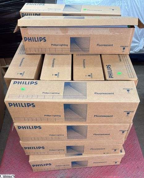 23 boxes of Phillips Fluorescent Lighting 17w 23.5" Long image