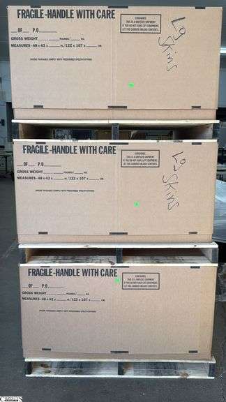 3 Pallets Stacked of Silver Skins Thermal Covers See Photos, Wooden Skids Included image