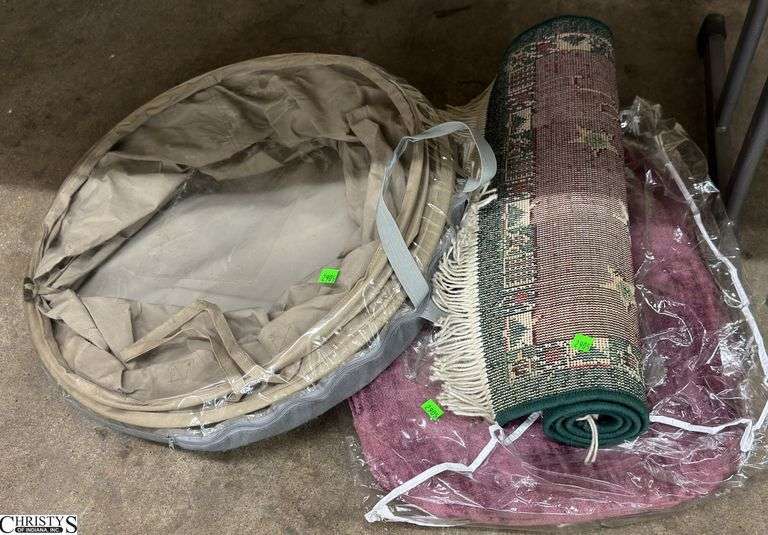 Rug, Collapsible Tote, image