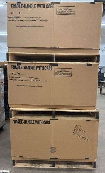 3 Pallets Stacked of Silver Skins Thermal Covers See Photos, Wooden Skids Included image