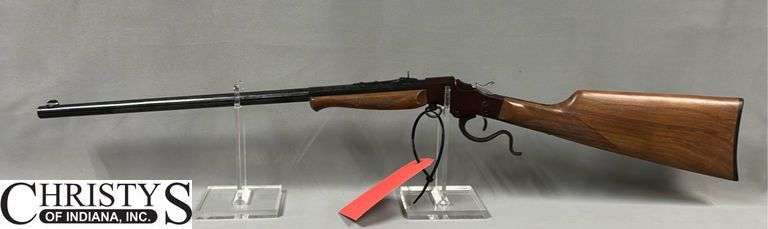 Varner Sporting Arms Favorite SN: 0642 Rifle cal. 22 LR.  The original box is included.