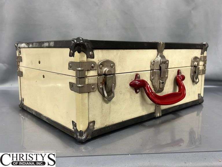 Roller Skates Size 7 in Carrying Case