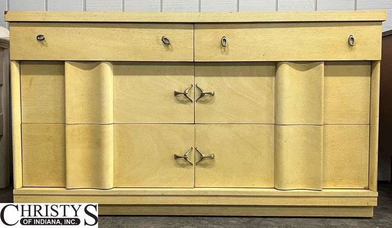 Dresser with Mirror, Lots of Wear 56x19x32