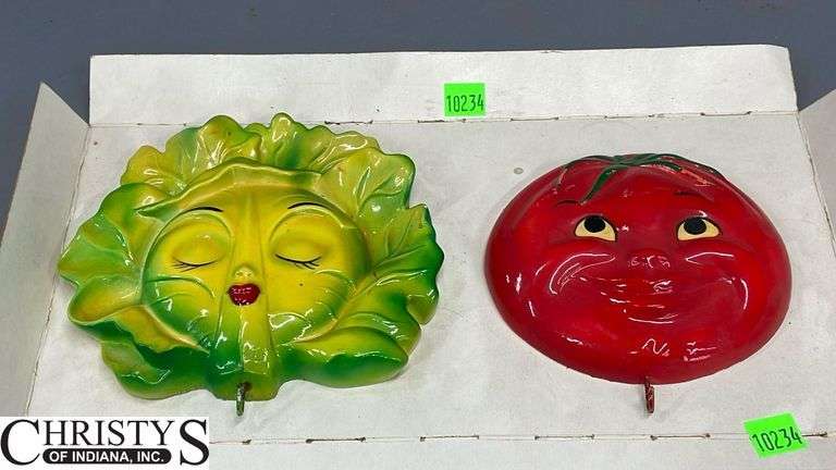 Ceramic Wall Decor Lettuce, Tomato Largest 5.5x6.5