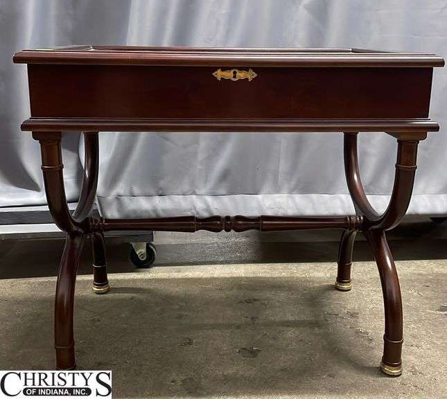 Lift Top The Bombay Co Display Table 27x17x24 Christys