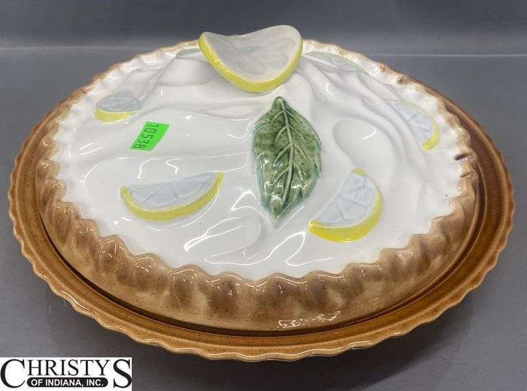 Pottery Pie Plate with Lemon Motif 12" Round