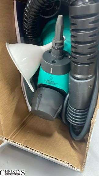 Duster, Steam Cleaner, Iron Untested
