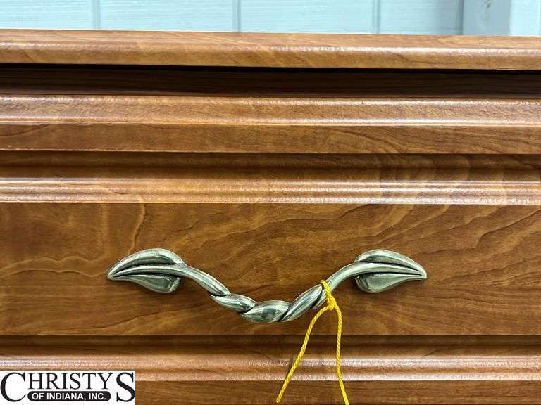 Night Stand, 3 Drawer, Some Wear 22x17x29