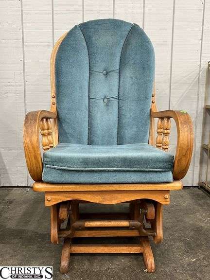Wood Glider, a Lot of Wear, Needs Cleaning 24x25x42x19