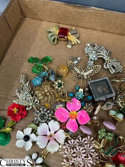 Costume Jewelry Bracelets, Pins, Beads,