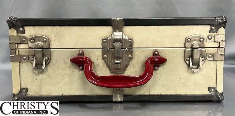 Roller Skates Size 7 in Carrying Case