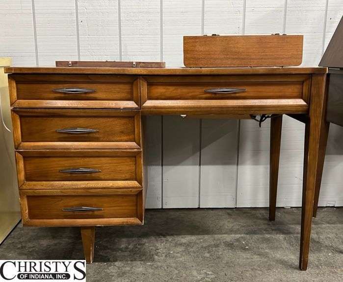 Three Drawer Sewing Table with Singer Sewing Machine (Untested), Some Wear, Table Measures 44x20x31