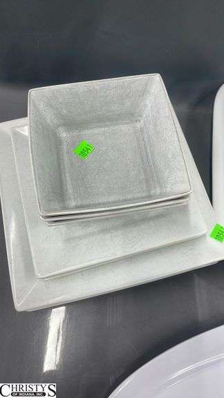 White Dishes, and Serving Items Some Wear Largest 21x13