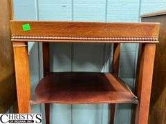 Hepplewhite-Style Side Table 18x18x27