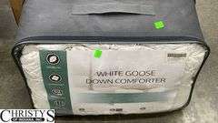 Comforter, Blankets, Towles