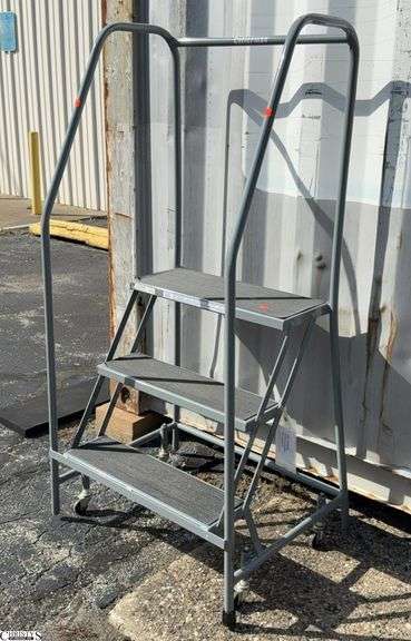 Cotterman Industrial 3 Step Rolling Ladder 450lb Max - 28"x 22" x 61" image