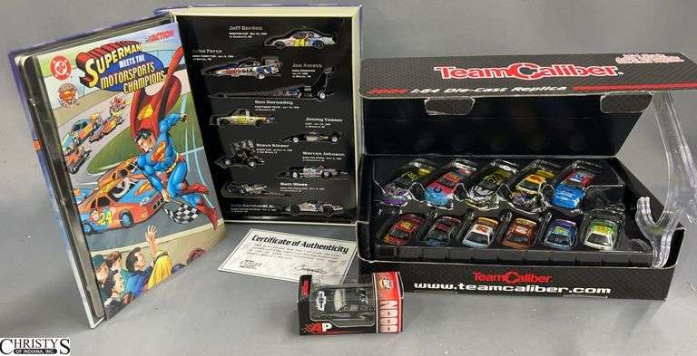 Superman Meets the Motorsports Champions 1:64 Scale Die-Cast Car Set image