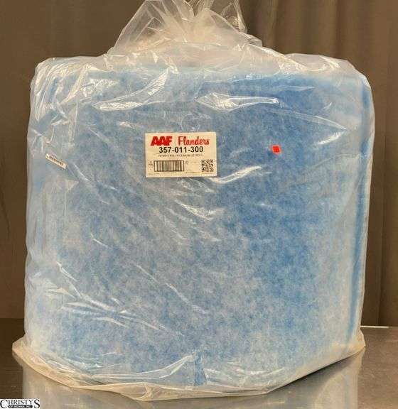 1 AAF Flanders Polyklean Blue Roll - 30" x 90" x 1" image