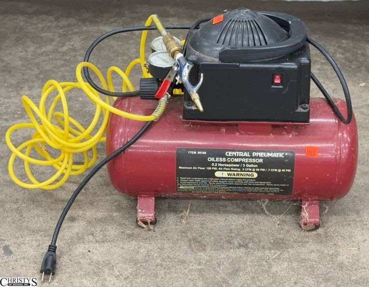 Central Pneumatic Oiless 3 Gallon Compressor image