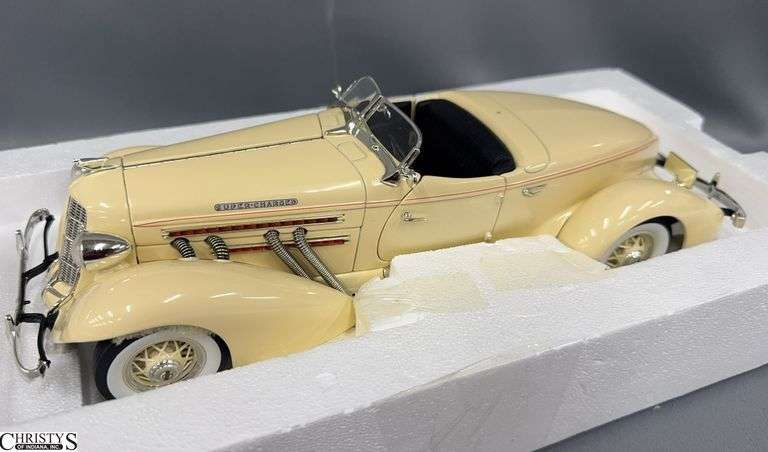 Auburn Automobile Diecast Model with Museum Memorabilia image
